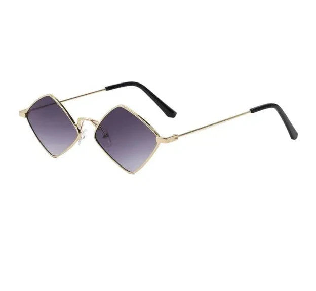 WW | Quadratische Sonnenbrille Für Damen Kühn & Trendy