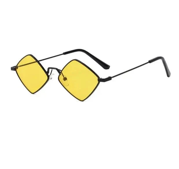 WW | Quadratische Sonnenbrille Für Damen Kühn & Trendy