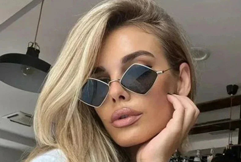 WW | Quadratische Sonnenbrille Für Damen Kühn & Trendy