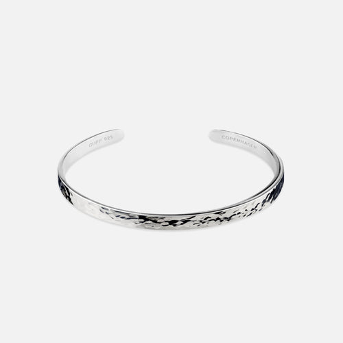 WW | Schlankes Silberarmband Mit Gehämmertem Muster Für Herren