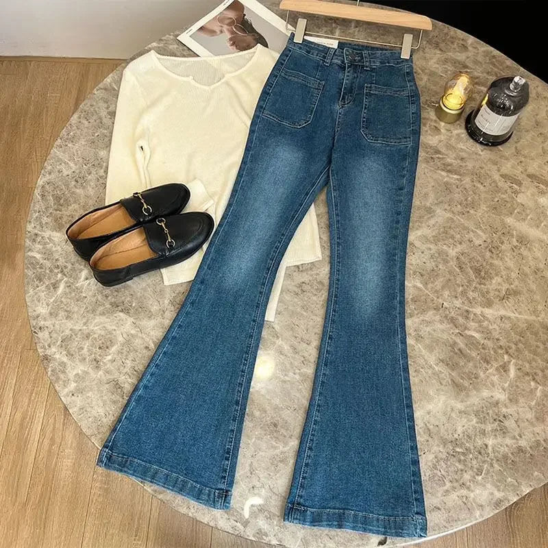 WW | Hochtaillierte Damen Jeans mit Weitem Bein