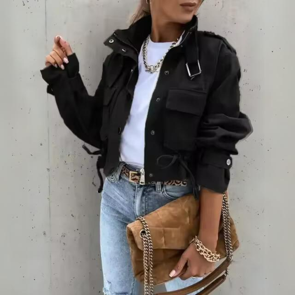 Elegante enge Jacke mit Kapuzenkragen