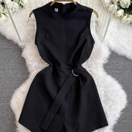 Lässiger Sommer-Leinen-Playsuit