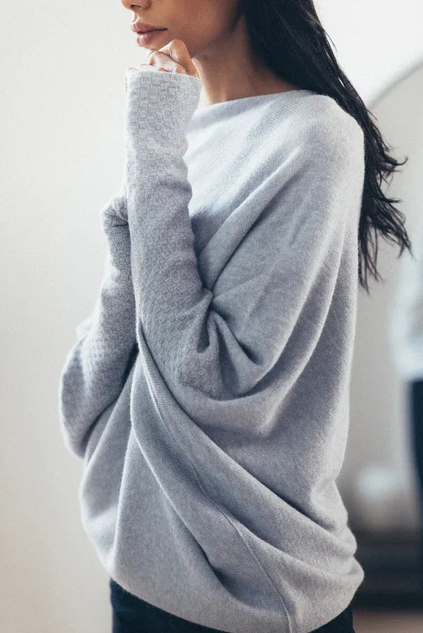 W&W Mode | Asymmetrischer Damenpullover mit eleganter Drapierung