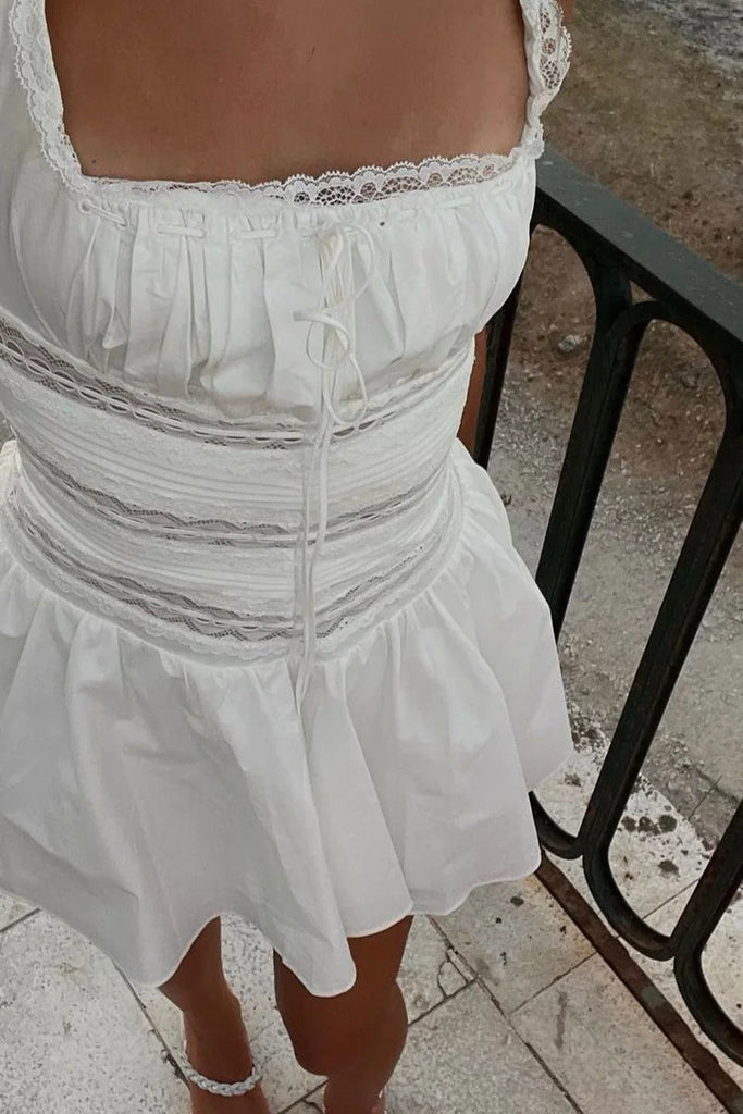 WW | Mini Kleid Mit A-linie Und Spitzenpaneel Taille
