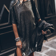 WW | Das dunkel glitzernde Leinenkleid