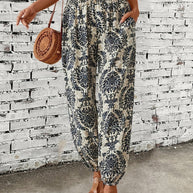 Stilvolle Hose mit Boho-Print