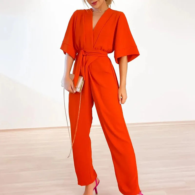 WW | Schlichter Jumpsuit Mit V-Ausschnitt Und Kurzen Ärmeln