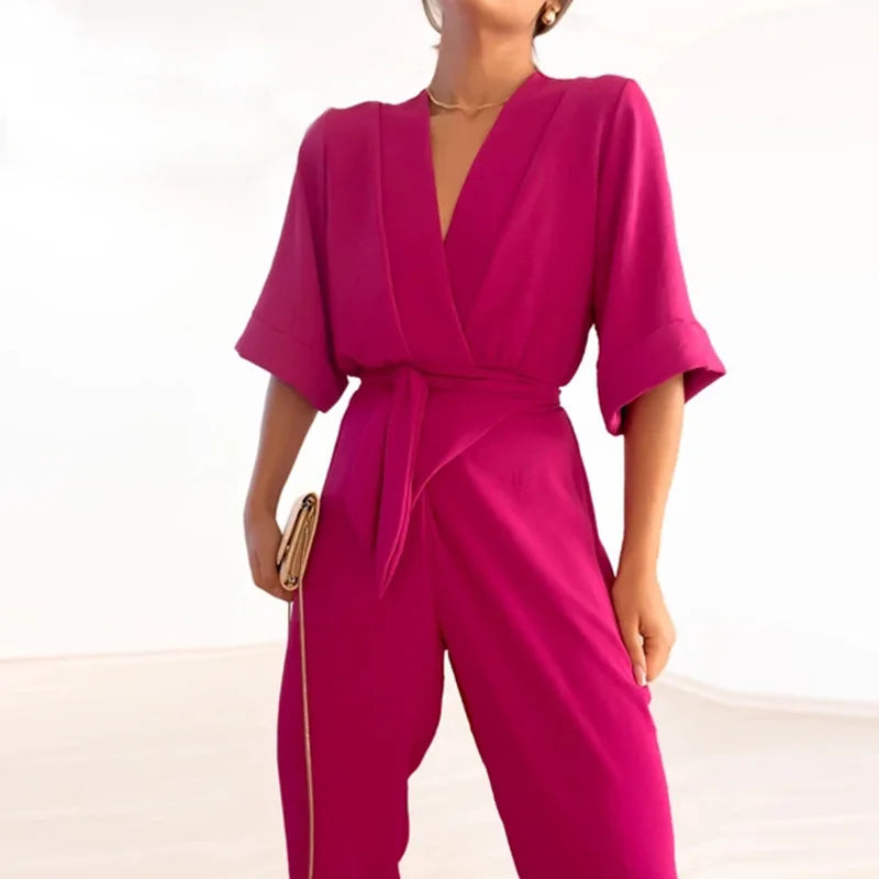 WW | Schlichter Jumpsuit Mit V-Ausschnitt Und Kurzen Ärmeln