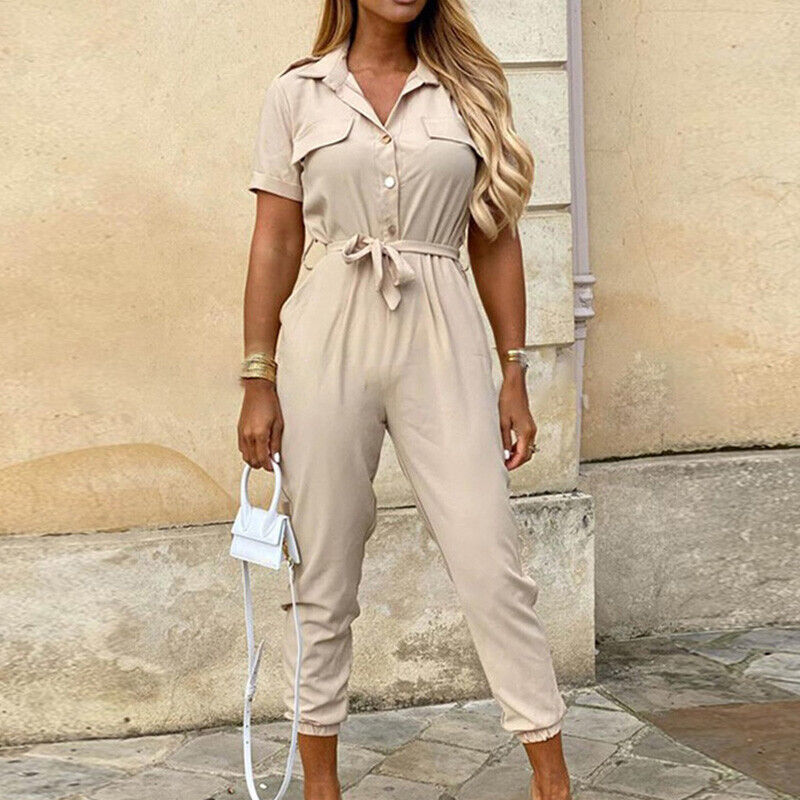 WW | Jumpsuit mit Frisur Upgrade deine Sommergarderobe mit unserem stylischen Jumpsuit mit Frisur