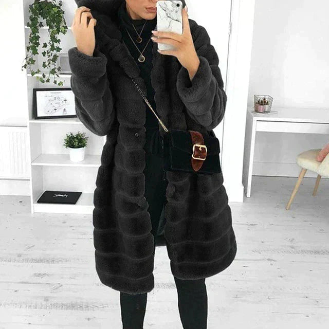 W&W Mode | Kapuze | Kunstpelz | Winterjacke | Damenjacke