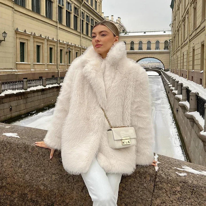 W&W Mode | kurz flauschig Damen Kunstpelzjacken W&W Mode | für Damen