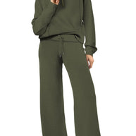 WW | Langes Hosen-Set mit weitem Bein und Revers-Reißverschluss-Sweatshirt