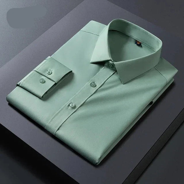 WW | Bügelfreies Herrenhemd Im Geschäftlichen Stil