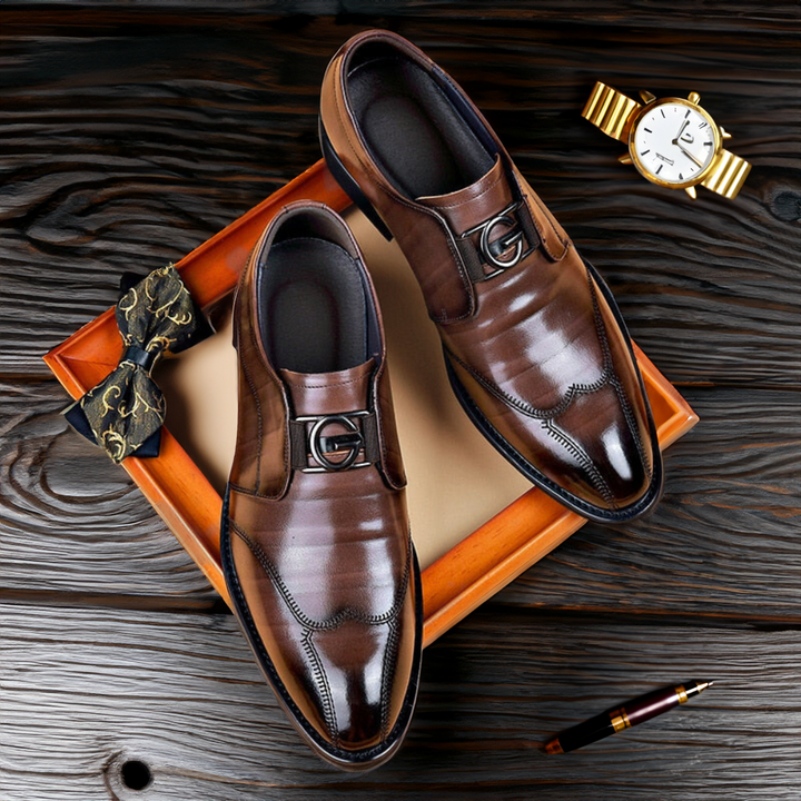 Damenschuhe aus Leder