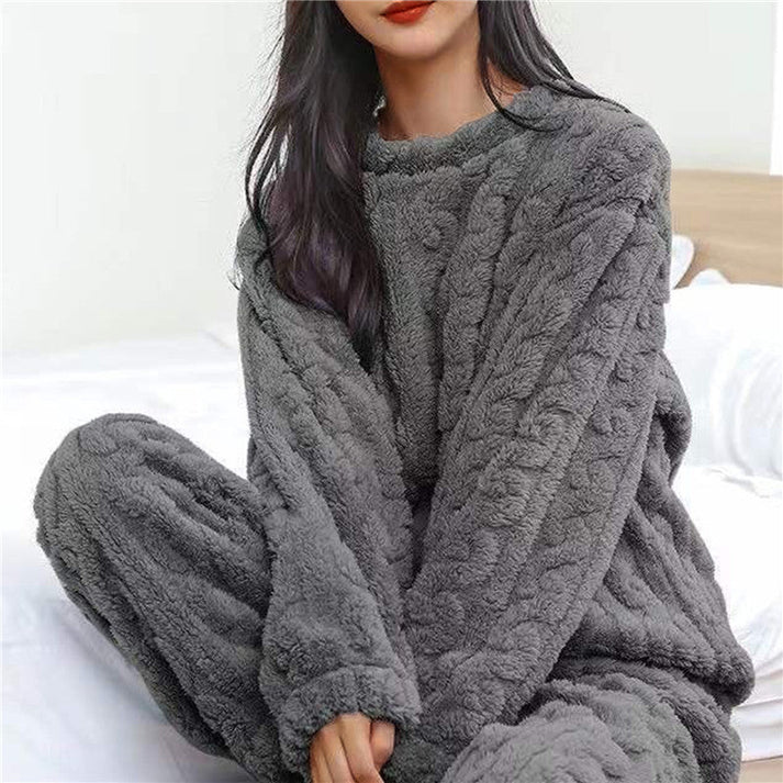 W&W Mode | delig Damen Pyjamaset aus Fleece - weiche und warme Loungewear für kalte Abende