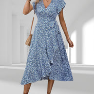 WW | Adored By You Floral Midi Kleid mit Gänseblümchen