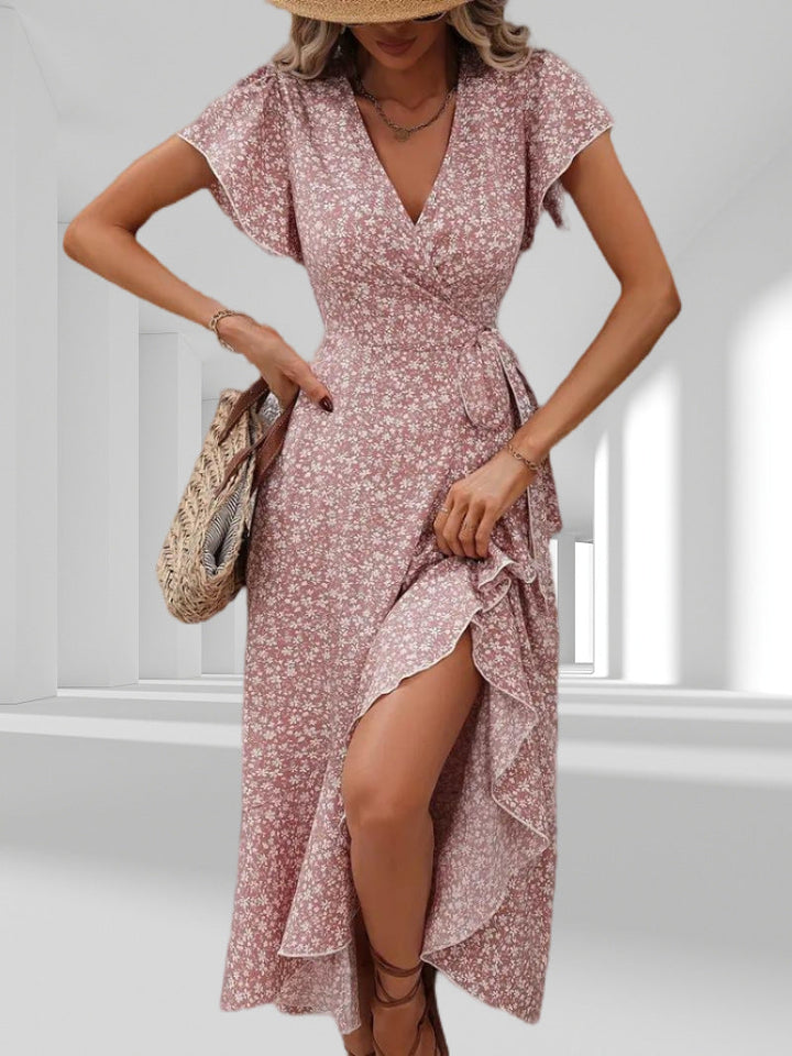 W&W Mode | Adored By You Floral Midi Kleid mit Gänseblümchen