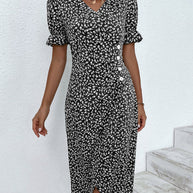 WW - Florales Kleid mit V-Ausschnitt