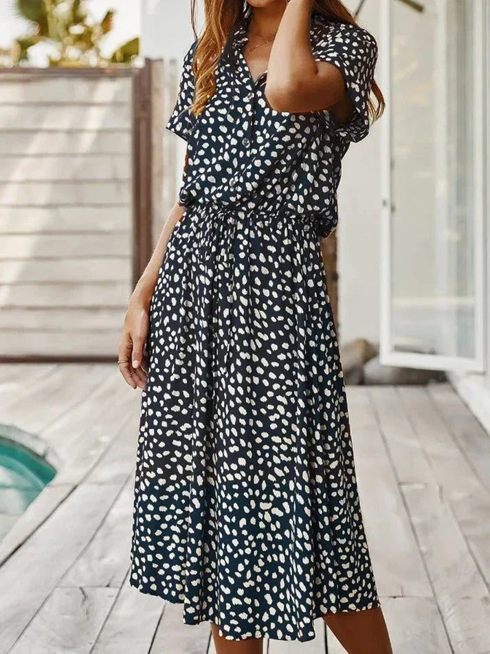 W&W Mode - Elegantes kurzärmliges Hemdblusenkleid mit Polka Dots und Kordelzug in der Taille