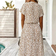 WW - Elegantes kurzärmliges Hemdblusenkleid mit Polka Dots und Kordelzug in der Taille