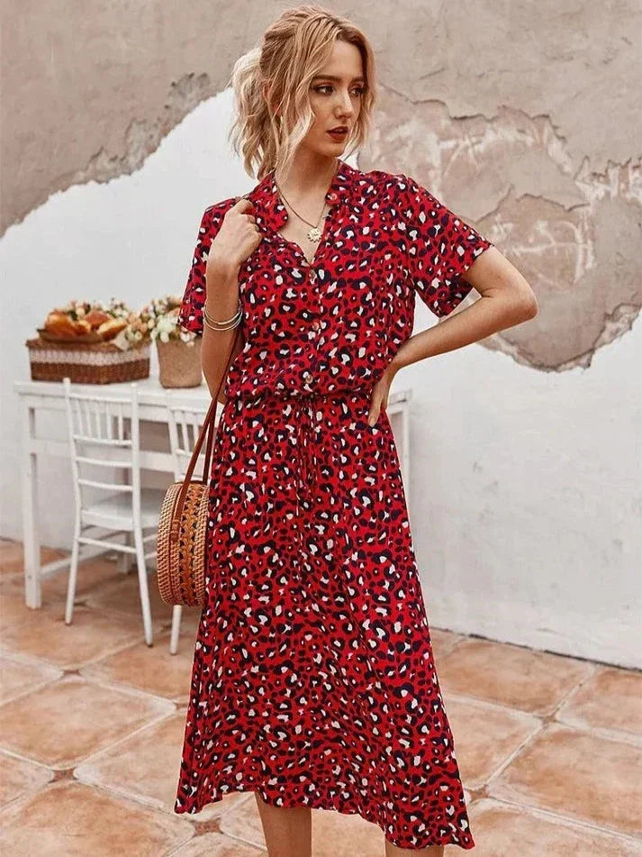 W&W Mode - Elegantes kurzärmliges Hemdblusenkleid mit Polka Dots und Kordelzug in der Taille