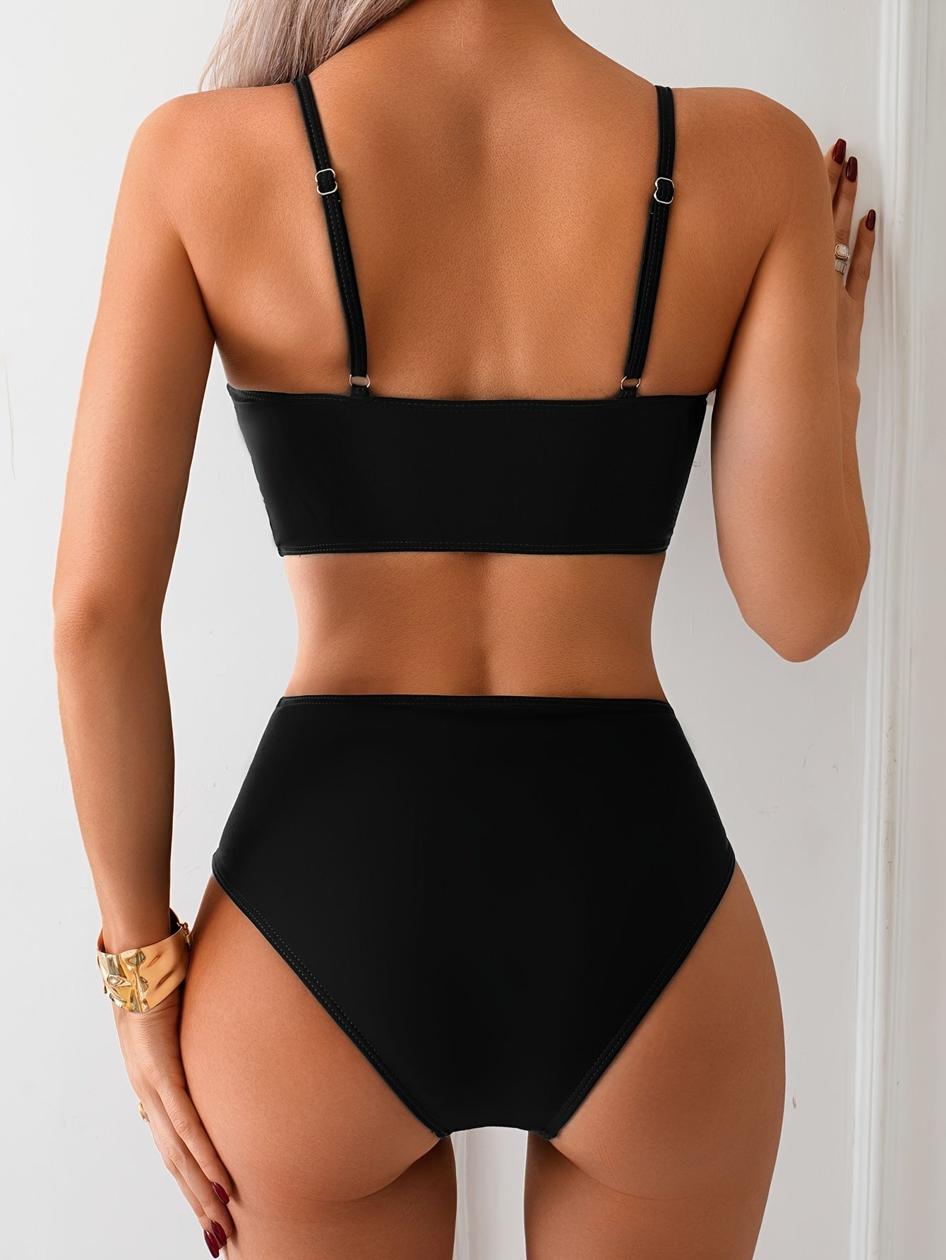 WW | Schickes Bikini Satz Mit Hoher Taille Und V-förmiger Schnalle