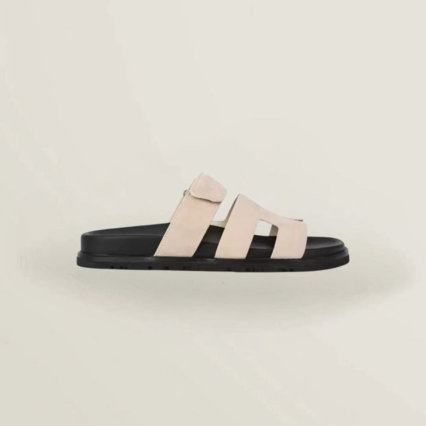 WW | Modische Sandalen Stil