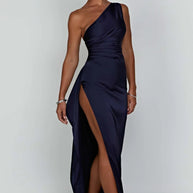 Suzy | One Shoulder Kleid