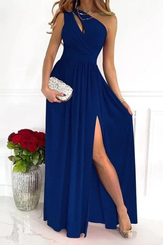 WW | Elegantes Abendkleid mit einem Ärmel von Novella