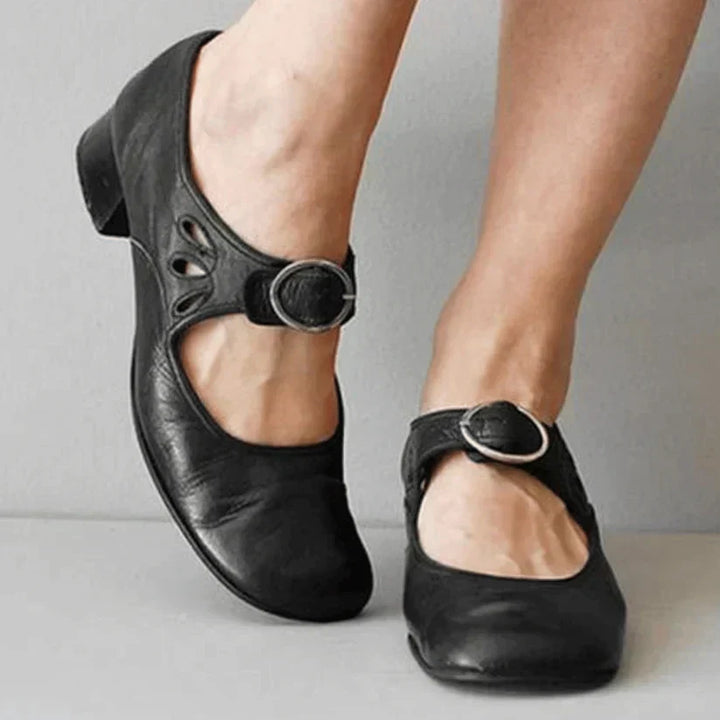 Ledersandalen mit klassischem Stil