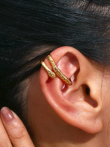 WW | Chunky Ear Cuff Gold Für Edgy Stil Upgrade
