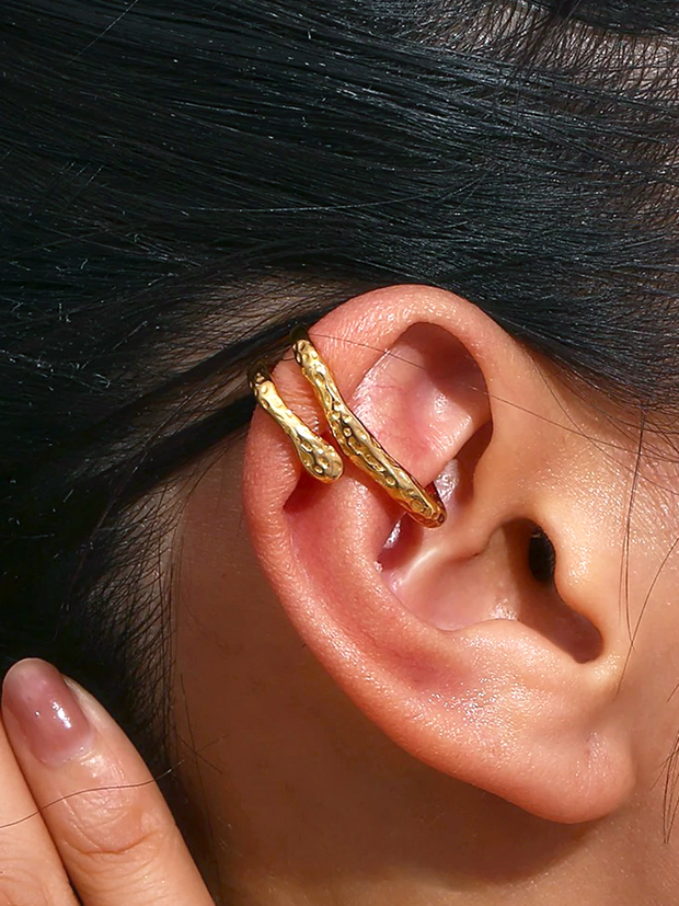 WW | Chunky Ear Cuff Gold Für Edgy Stil Upgrade