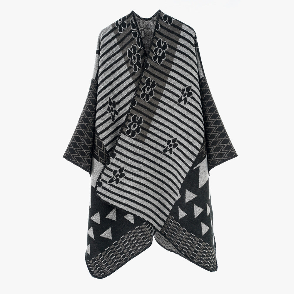 Damen Eleganter Poncho mit grafischem Muster und weichen Fransen WW