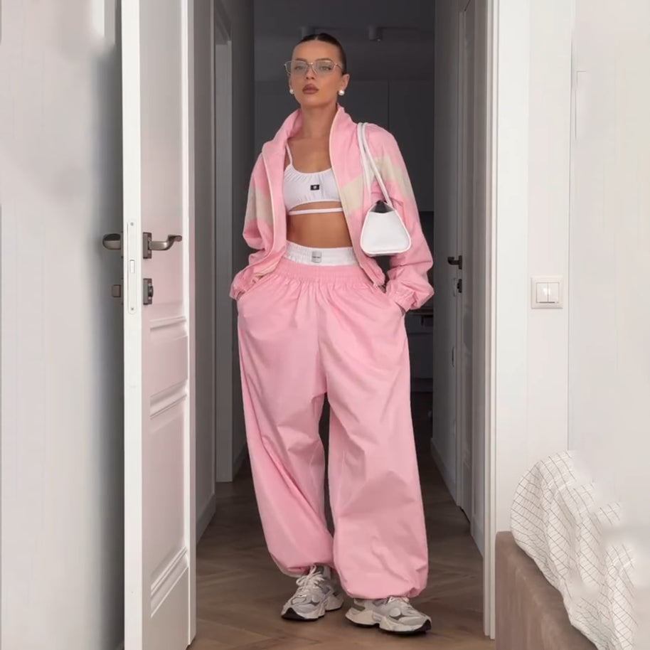 Damen Sportanzug mit Reißverschluss und weit geschnittenen Hosen WW