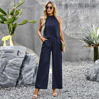 Damen eleganter Jumpsuit mit ausgestelltem Bein und hohem Kragen WW