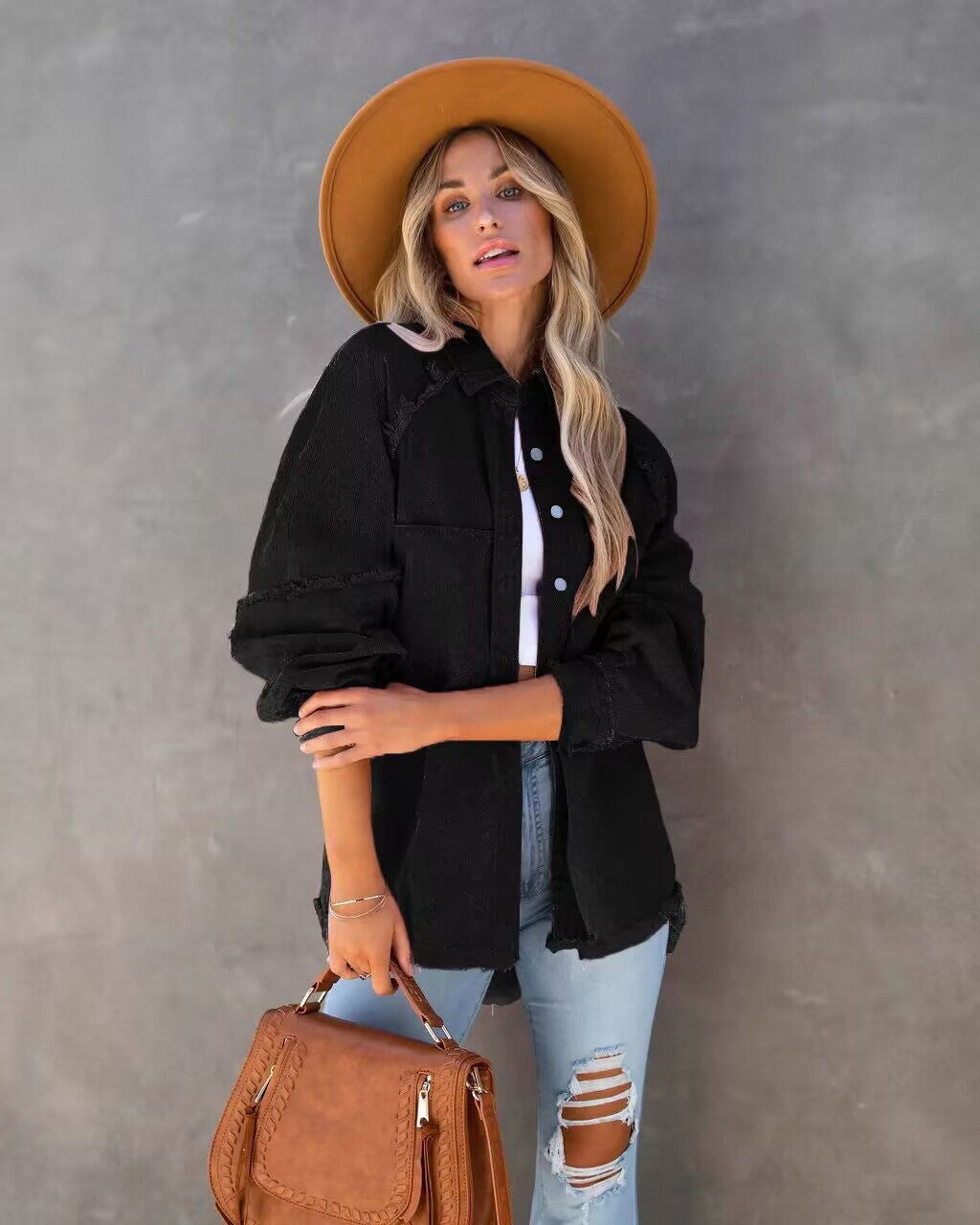 Damen lässige Overshirtjacke aus leichtem Denim mit fransigen Details WW