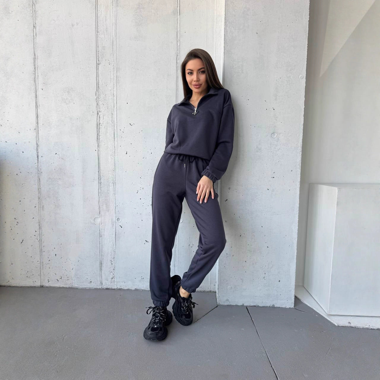 Damen sportliches Set aus weichem Fleece mit Kapuze WW