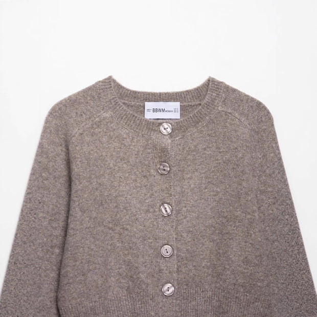 Damen Strickjacke mit edlen Knöpfen und modernem Schnitt WW