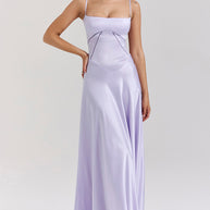Damen Abendkleid mit figurbetontem Schnitt und elegantem Satin-Finish WW