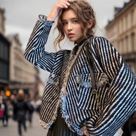 Damen Strickjacke mit Struktur und eleganten Knopfdetails WW