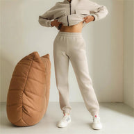 Damen sportlicher Fleece-Kapuzenpullover mit Reißverschluss und praktischen Taschen WW