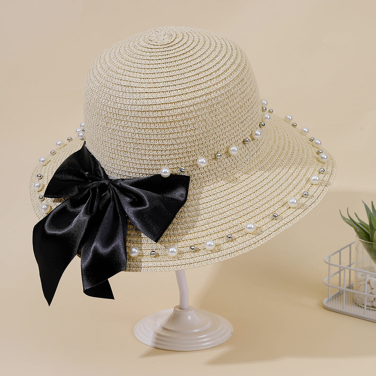 Damen Eleganter Strohhut mit breiter Krempe und dekorativem Satinband WW