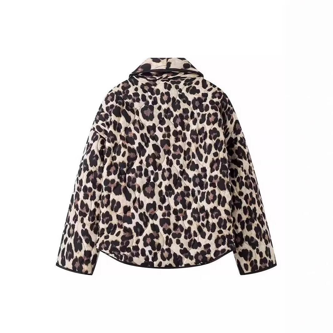 Damen Steppjacke im eleganten Leopardenmuster WW