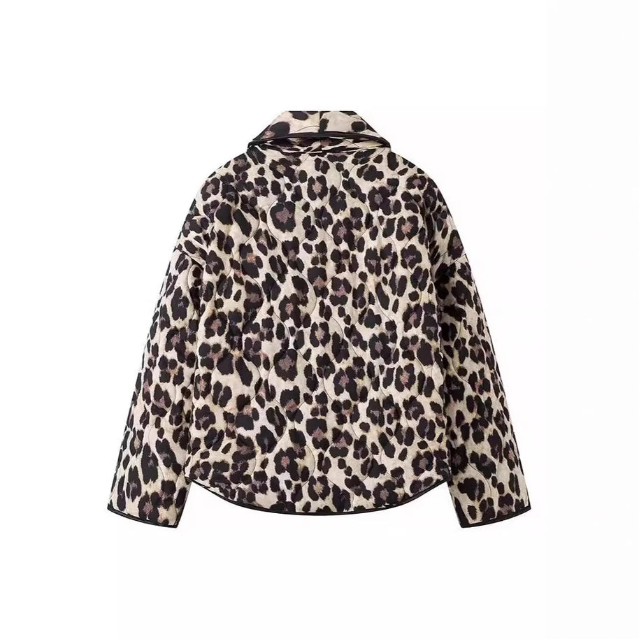 Damen Steppjacke im eleganten Leopardenmuster WW