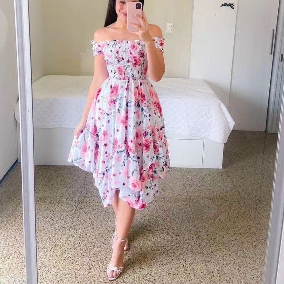 Damen Sommerliches Off-Shoulder Kleid mit farbenfrohem Schmetterlingsmuster und geschmeidigem Faltenwurf WW