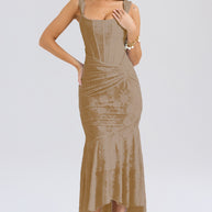 Damen Elegantes Maxikleid mit floralem Relief und asymmetrischem Saum WW