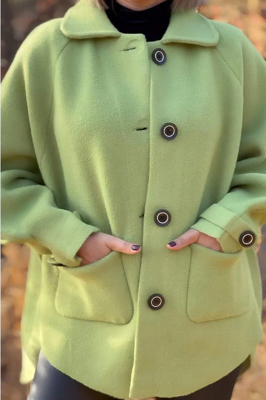 Damen weiche Wolljacke mit Schulterpasse und Knopfdetails W&W Mode