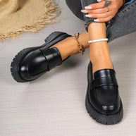 WW | Schwarze Mokassins mit Plateau