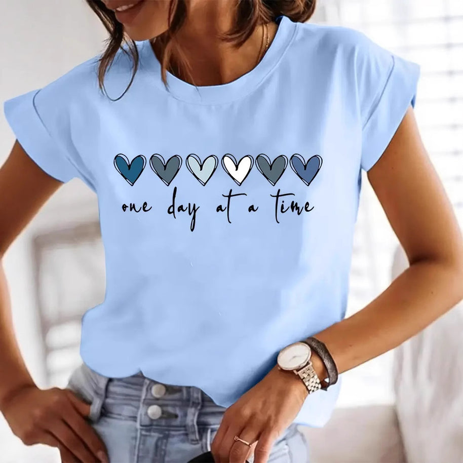 Damen Casual Grafik T-Shirt mit Herzdesign und inspirierendem Zitat WW